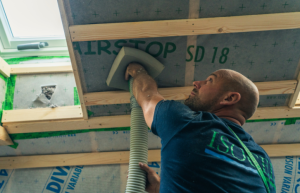 Eingeblasene Zellulosedämmung